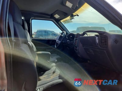 Zdjęcie 10 z 12 samochodu: 2003 CHEVROLET S TRUCK S10 VIN:1GCCS19H338232958 - miniatura