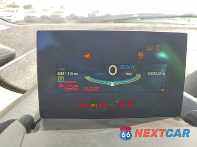 Zdjęcie 9 z 12 samochodu: 2016 BMW I3 BEV VIN:WBY1Z2C58GV556338 - miniatura