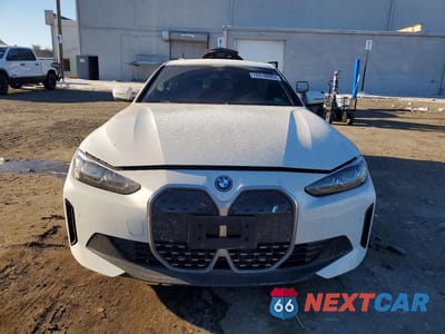 Piąte zdjęcie samochodu w środku: 2023 BMW I4 EDRIVE 40 VIN:WBY73AW0XPFN92225 - miniatura