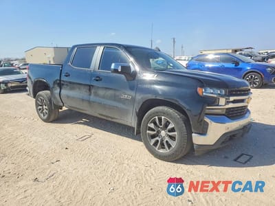 Czwarte zdjęcie samochodu z boku: 2020 CHEVROLET SILVERADO K1500 LT VIN:3GCUYDEDXLG170217 - miniatura