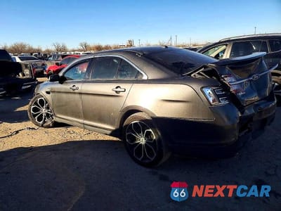 Drugie zdjęcie samochodu z przodu: 2016 FORD TAURUS SHO VIN:1FAHP2KTXGG141716 - miniatura