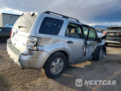 Trzecie zdjęcie samochodu z tyłu: 2011 FORD ESCAPE XLT VIN:1FMCU0DGXBKA60458 - miniatura