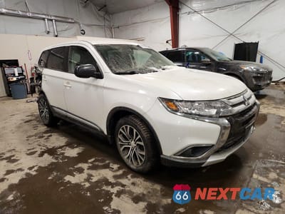 Czwarte zdjęcie samochodu z boku: 2017 MITSUBISHI OUTLANDER ES VIN:JA4AZ2A31HZ060417 - miniatura