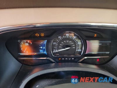 Zdjęcie 9 z 12 samochodu: 2015 LINCOLN TOWNHOUSE NAVIGATOR VIN:5LMJJ2HT7FEJ09359 - miniatura