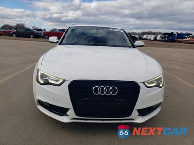 Piąte zdjęcie samochodu w środku: 2014 AUDI A5 VIN:WAUCFAFR4EA053659 - miniatura