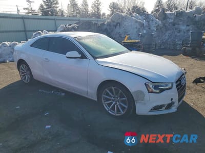 Czwarte zdjęcie samochodu z boku: 2015 AUDI A5 PREMIUM VIN:WAUCFAFR1FA028588 - miniatura