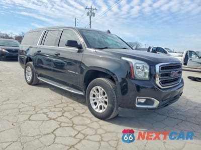 Czwarte zdjęcie samochodu z boku: 2019 GMC YUKON XL C1500 SLT VIN:1GKS1GKC2KR242278 - miniatura
