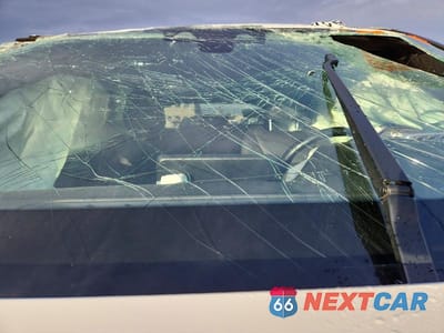 Zdjęcie 10 z 12 samochodu: 2021 BMW X3 XDRIVE30E VIN:5UXTS1C02M9E39311 - miniatura