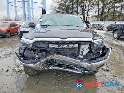 Piąte zdjęcie samochodu w środku: 2025 RAM 1500 BIG HORN/LONE STAR VIN:1C6SRFFP3SN658785 - miniatura