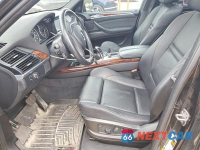 Zdjęcie 7 z 12 samochodu: 2013 BMW X5 XDRIVE50I VIN:5UXZV8C53D0C14759 - miniatura