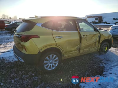 Trzecie zdjęcie samochodu z tyłu: 2021 KIA SELTOS SX TURBO VIN:KNDETCA20M7129786 - miniatura