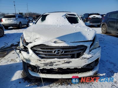 Piąte zdjęcie samochodu w środku: 2017 HYUNDAI SONATA SPORT VIN:5NPE34AF1HH499185 - miniatura