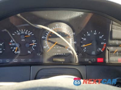 Zdjęcie 9 z 12 samochodu: 1993 MERCEDES-BENZ 400 SEL VIN:WDBGA43E3PA105967 - miniatura