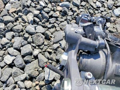 Zdjęcie 8 z 10 samochodu: 2010 KAWASAKI ZX600 R VIN:JKAZX4R15AA019395 - miniatura