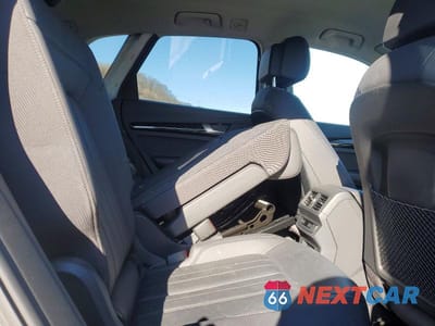 Zdjęcie 11 z 13 samochodu: 2020 AUDI Q5 PREMIUM VIN:WA1ANAFY7L2088976 - miniatura