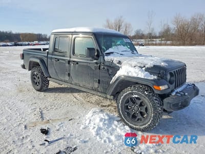 Czwarte zdjęcie samochodu z boku: 2022 JEEP GLADIATOR SPORT VIN:1C6HJTAG1NL150922 - miniatura