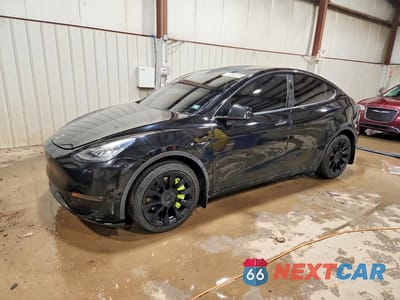 2021 TESLA MODEL Y 5YJYGDEE0MF076562 - główne zdjęcie licytacji z USA - miniatura