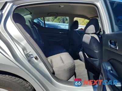 Zdjęcie 10 z 12 samochodu: 2019 NISSAN ALTIMA S VIN:1N4BL4BV9KC163091 - miniatura