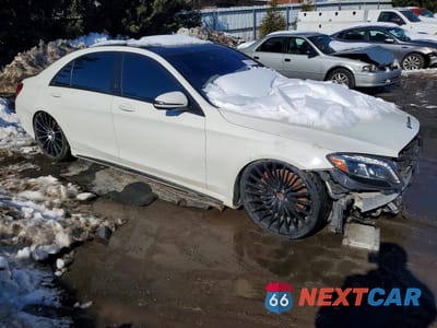 Czwarte zdjęcie samochodu z boku: 2014 MERCEDES-BENZ S 550 VIN:WDDUG8CB8EA018777 - miniatura