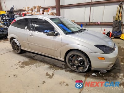 Czwarte zdjęcie samochodu z boku: 2002 FORD FOCUS SVT VIN:3FAHP39522R191119 - miniatura