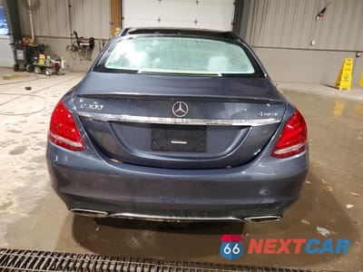 Zdjęcie 6 z 11 samochodu: 2016 MERCEDES-BENZ C 300 4MATIC VIN:55SWF4KB7GU126414 - miniatura