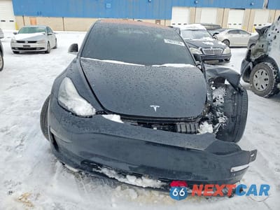 Piąte zdjęcie samochodu w środku: 2018 TESLA MODEL 3 VIN:5YJ3E1EA4JF179443 - miniatura