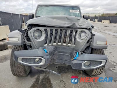 Piąte zdjęcie samochodu w środku: 2022 JEEP WRANGLER UNLIMITED SAHARA 4XE VIN:1C4JJXP67NW278578 - miniatura