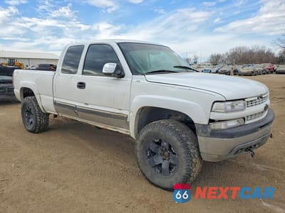 Czwarte zdjęcie samochodu z boku: 1999 CHEV SILVERADO K1500 VIN:2GCEK19T4X1288090 - miniatura