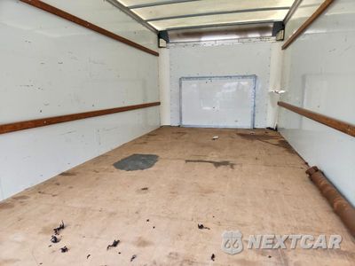Zdjęcie 10 z 14 samochodu: 2024 FORD E350 BOX TRUCK VIN:1FDWE3FN4RDD08743 - miniatura