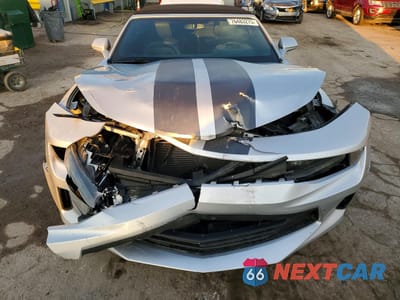 Piąte zdjęcie samochodu w środku: 2017 CHEVROLET CAMARO LT VIN:1G1FD3DS8H0136764 - miniatura