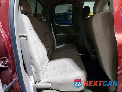 Zdjęcie 10 z 11 samochodu: 2006 TOYOTA TUNDRA SR5 VIN:5TBBT441X6S482775 - miniatura