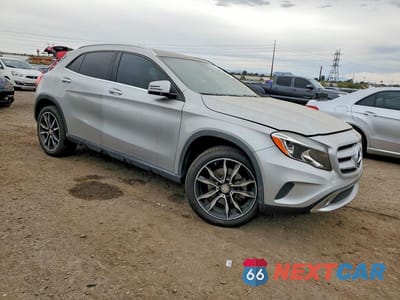 Czwarte zdjęcie samochodu z boku: 2016 MERCEDES-BENZ GLA 250 VIN:WDCTG4EB6GJ255678 - miniatura