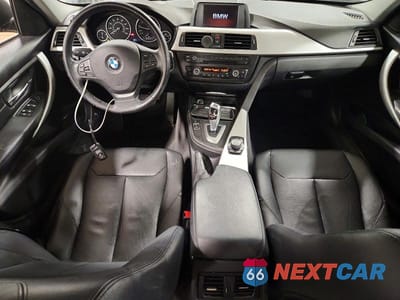 Zdjęcie 8 z 11 samochodu: 2013 BMW 328 XI VIN:WBA3B3G54DNR79960 - miniatura