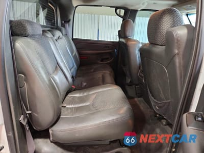 Zdjęcie 10 z 12 samochodu: 2004 CHEVROLET AVALANCHE K1500 VIN:3GNEK12T84G172010 - miniatura