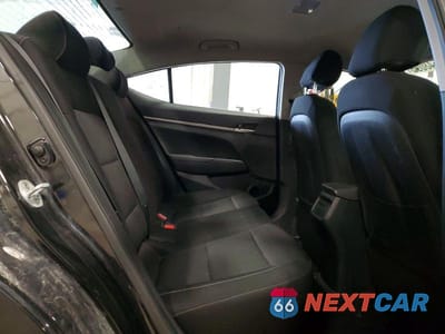 Zdjęcie 10 z 12 samochodu: 2017 HYUNDAI ELANTRA SE VIN:5NPD74LF2HH124838 - miniatura