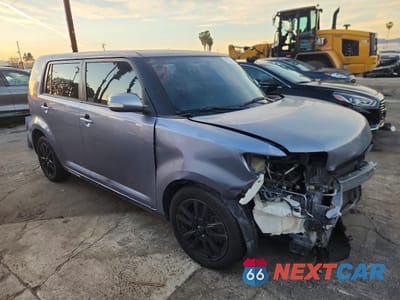 Czwarte zdjęcie samochodu z boku: 2012 SCION XB BASE VIN:JTLZE4FEXCJ021539 - miniatura