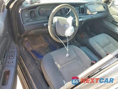 Zdjęcie 8 z 12 samochodu: 2008 FORD CROWN VICTORIA POLICE INTERCEPTOR VIN:2FAFP71V38X168694 - miniatura