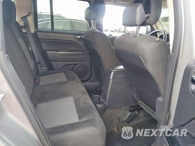 Zdjęcie 11 z 13 samochodu: 2016 JEEP PATRIOT SPORT VIN:1C4NJPBAXGD514197 - miniatura