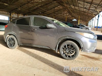 Czwarte zdjęcie samochodu z boku: 2017 HONDA HR-V LX VIN:3CZRU5H35HG703215 - miniatura