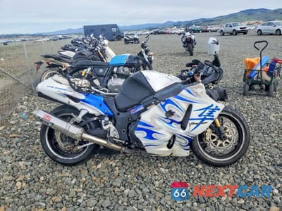 2004 SUZUKI GSX1300 R JS1GW71A642105353 - główne zdjęcie licytacji z USA - miniatura