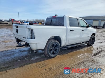 Trzecie zdjęcie samochodu z tyłu: 2023 RAM 1500 BIG HORN VIN:1C6RRFFG7PN517725 - miniatura