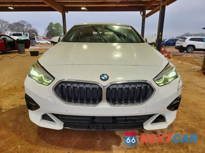 Piąte zdjęcie samochodu w środku: 2020 BMW 228XI VIN:WBA73AK00L7F79026 - miniatura