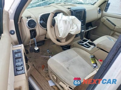 Zdjęcie 8 z 13 samochodu: 2010 FORD EXPLORER XLT VIN:1FMEU7DE5AUA95430 - miniatura