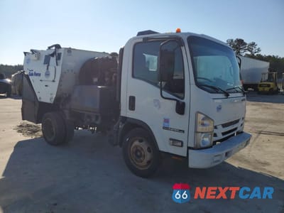Czwarte zdjęcie samochodu z boku: 2017 ISUZU NPR HD VIN:54DC4W1B2HS808527 - miniatura