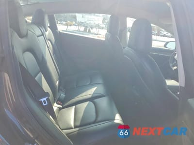 Zdjęcie 10 z 13 samochodu: 2022 TESLA MODEL 3 VIN:5YJ3E1EB8NF113170 - miniatura