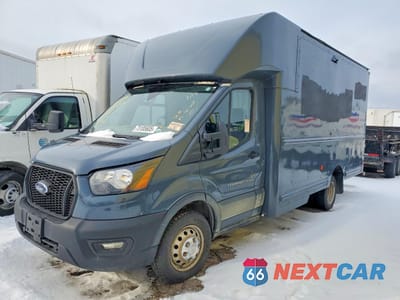 Drugie zdjęcie samochodu z przodu: 2022 FORD TRANSIT CUTAWAY CARGO 3.5L 2WD DRW VIN:1FDDF6P88NKA45709 - miniatura