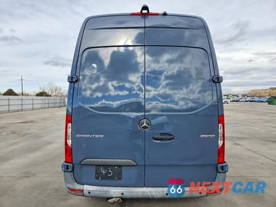 Zdjęcie 6 z 13 samochodu: 2019 MERCEDES BENZ SPRINTER 2500/3500 DELIVERY VAN VIN:WD4PF0CD9KT004177 - miniatura