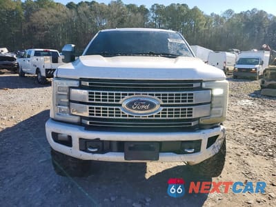 Piąte zdjęcie samochodu w środku: 2017 FORD F250 SUPER DUTY VIN:1FT7W2BT6HEC28423 - miniatura