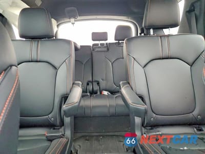 Zdjęcie 10 z 13 samochodu: 2025 HONDA PILOT TRAILSPORT VIN:5FNYG1H62SB060573 - miniatura