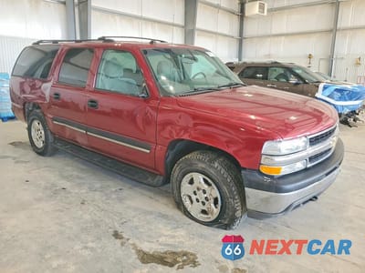 Czwarte zdjęcie samochodu z boku: 2004 CHEVROLET SUBURBAN K1500 VIN:3GNFK16Z94G204630 - miniatura